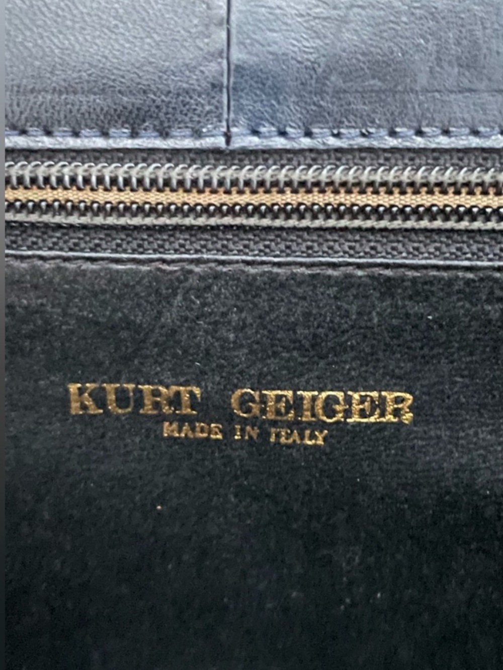 Kurt Geiger 🪢VTG 80’s Italian Made Black Leather Crossbody & Clutch - Picture 5 of 9